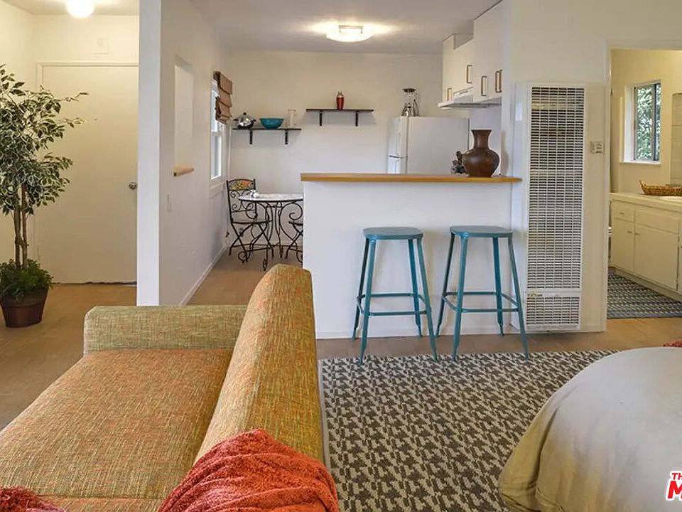1st image of 110 Dudley Ave APT 4