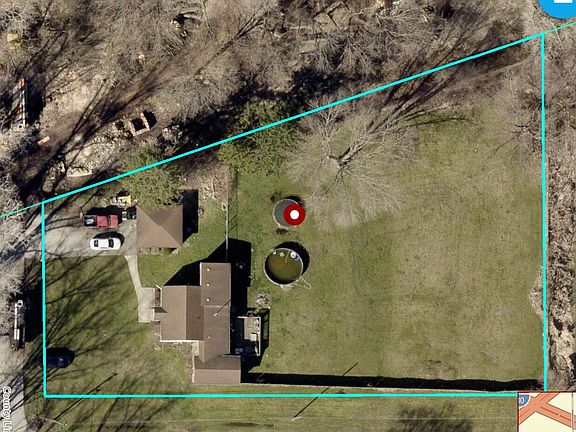2nd image of 2207 N County Line Rd