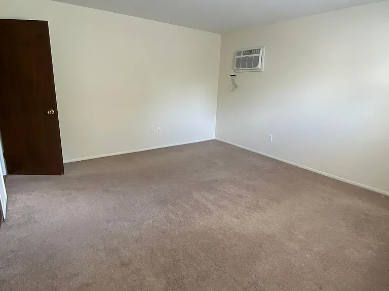 2035 N Main St #202 — Photo 7