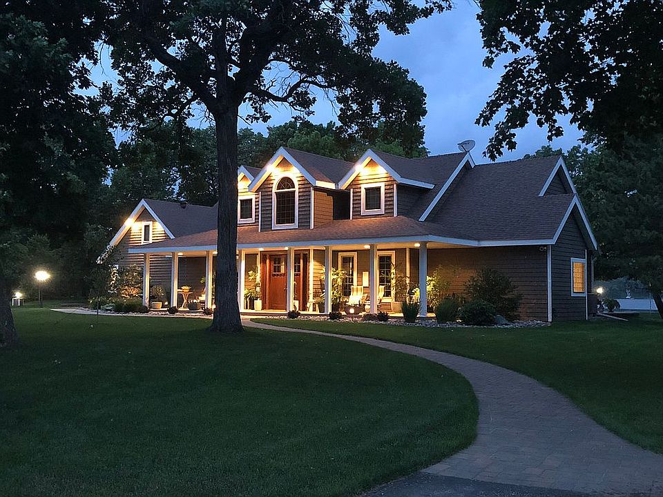 1st image of 25699 Frieda Dr