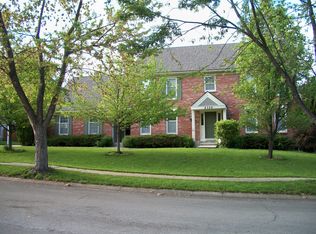 2320 W 127th St, Leawood, KS 66209