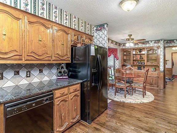 3rd image of 8417 Portsmouth Dr