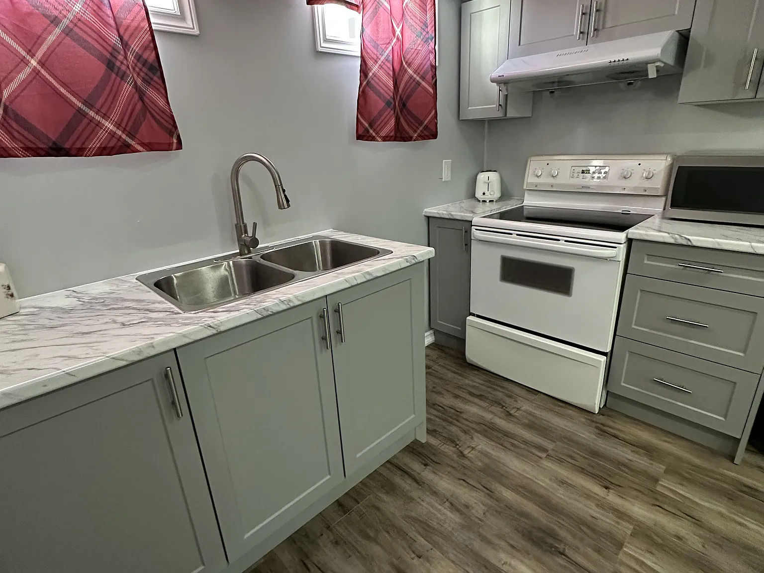 1 bed, $1,250 — Photo 4