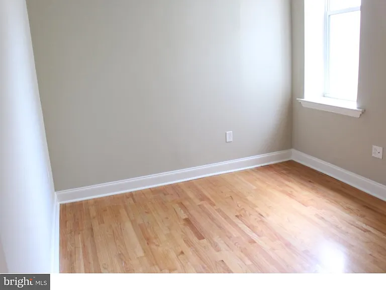 408 S 9th St #3F — Photo 15