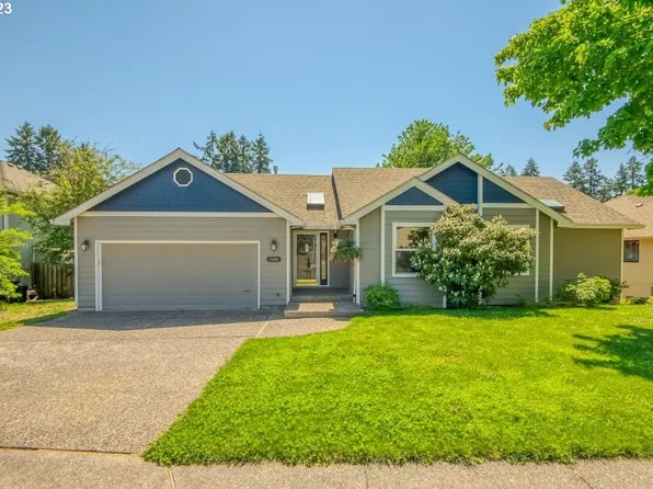 17404 NW Autumn Ridge Dr, Beaverton, OR 97006