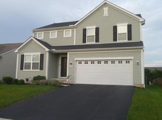 2346 Boston Mills Dr, Grove City, OH 43123