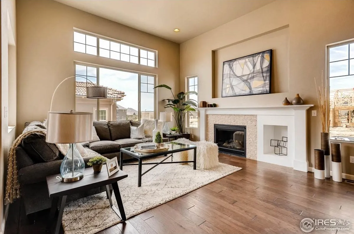 3 bed, 2500 sqft, $3,750 — Photo 1