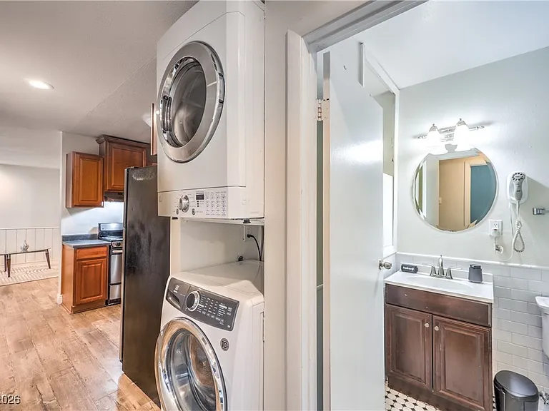 1553 Dorothy Ave #4 — Photo 17