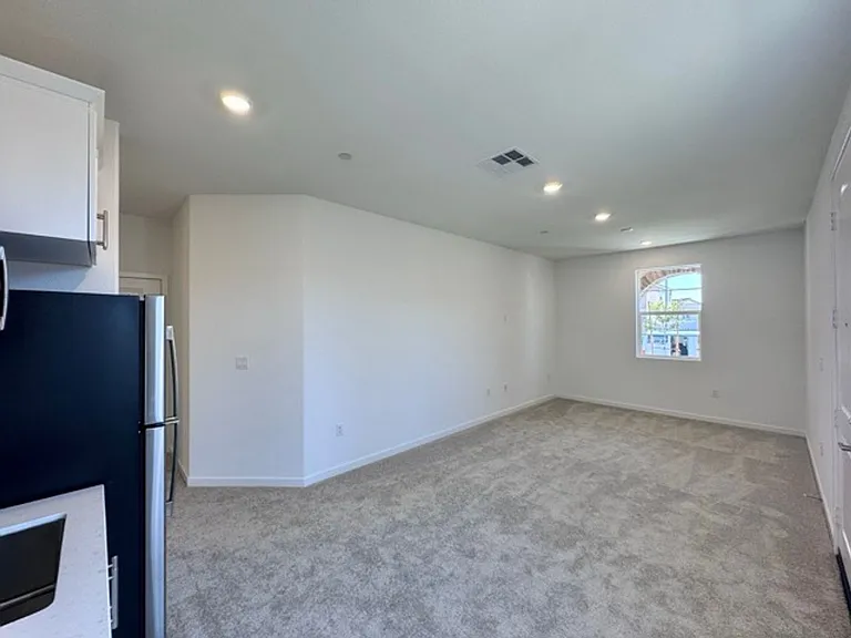 31133 Antares St — Photo 8