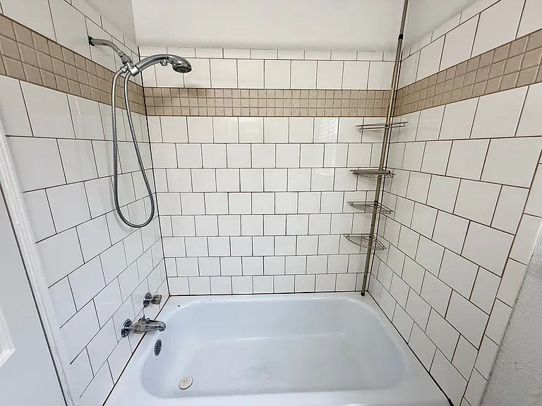 602 Tiffin Ave — Photo 10