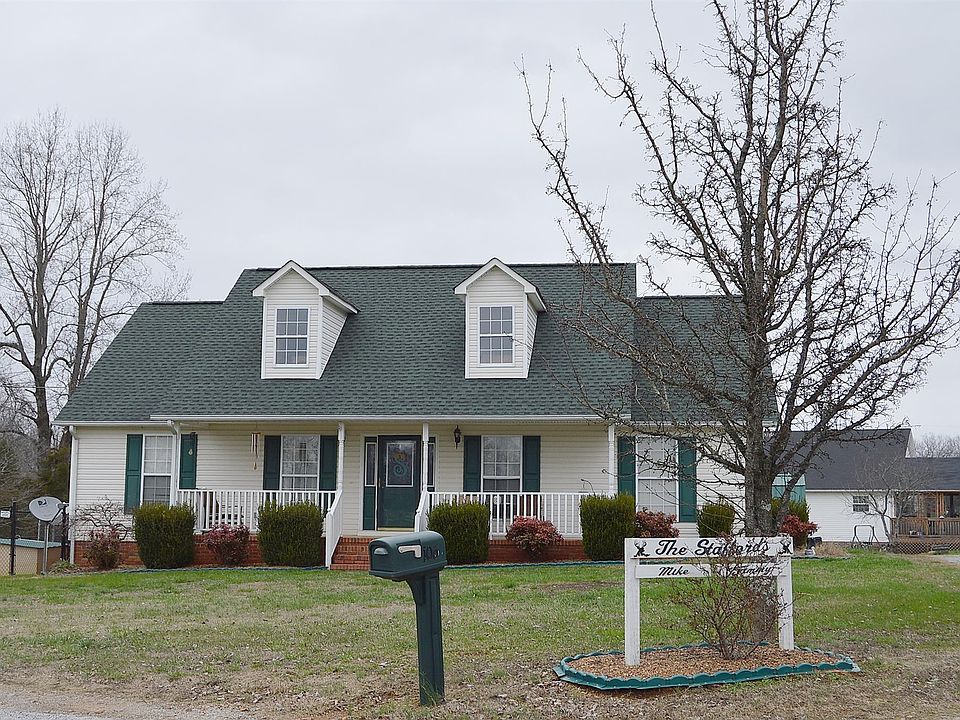 1st image of 106 Paula Pl #106