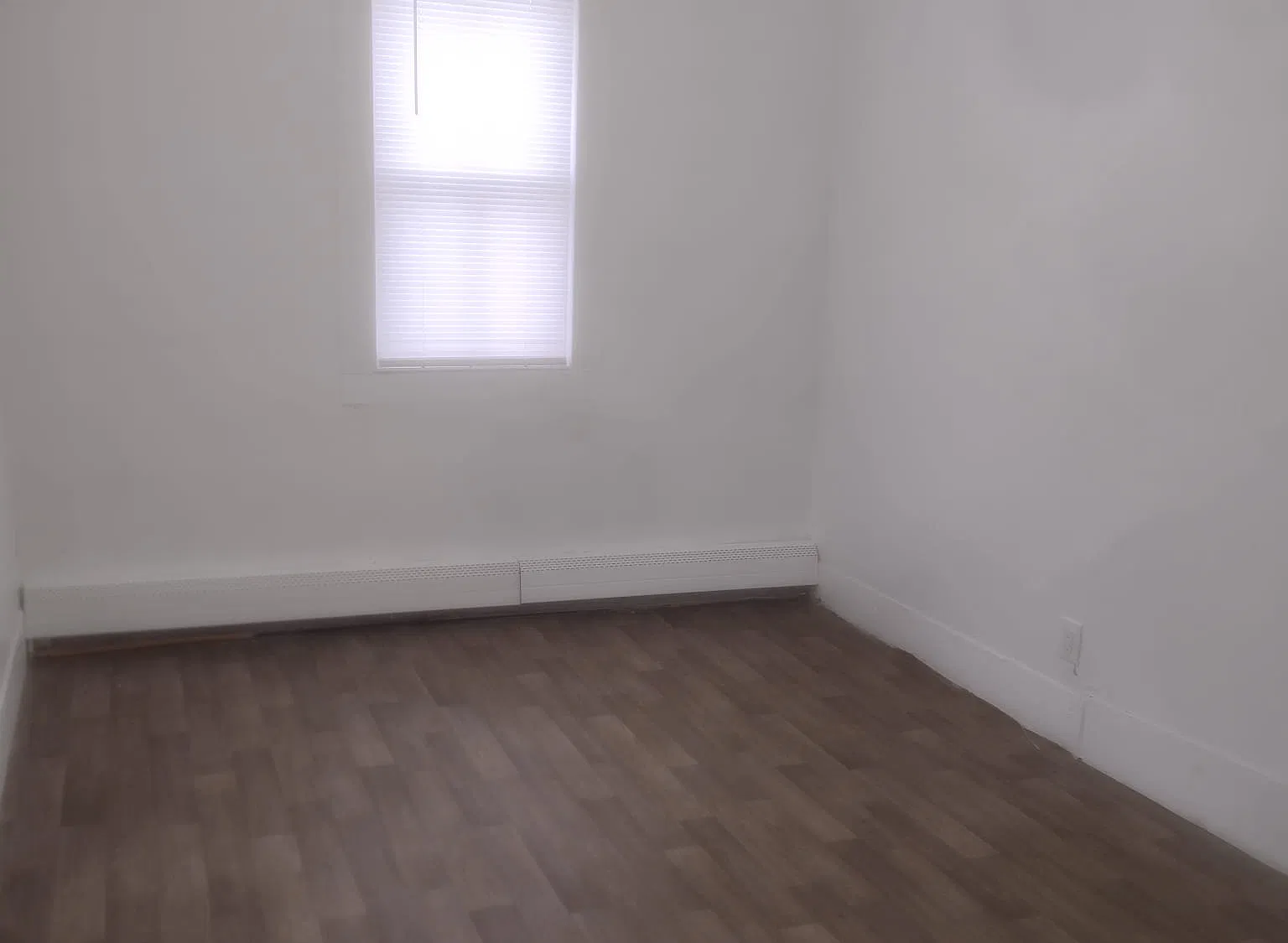 4 bed, 1200 sqft, $1,750 — Photo 4