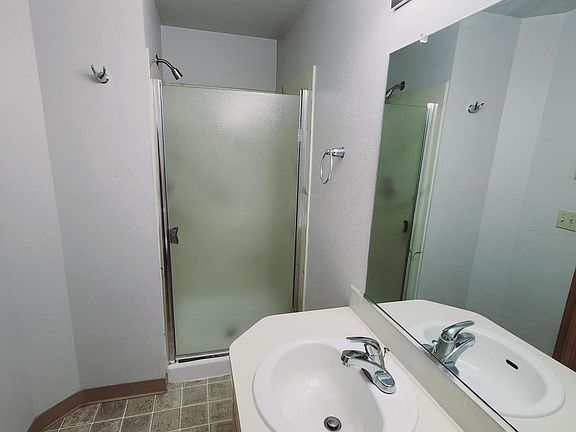 4th image of 1308 S Westcliff Pl #35