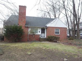 2140 Lamberton Rd, Cleveland Heights, OH 44118