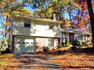 4 Nugent Ave, Clinton, MA 01510