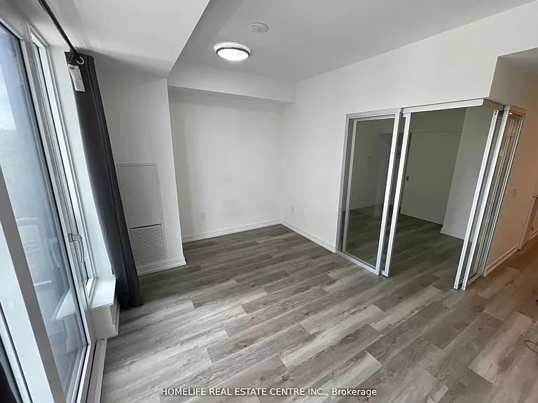 5 Wellington St S #605 — Photo 14