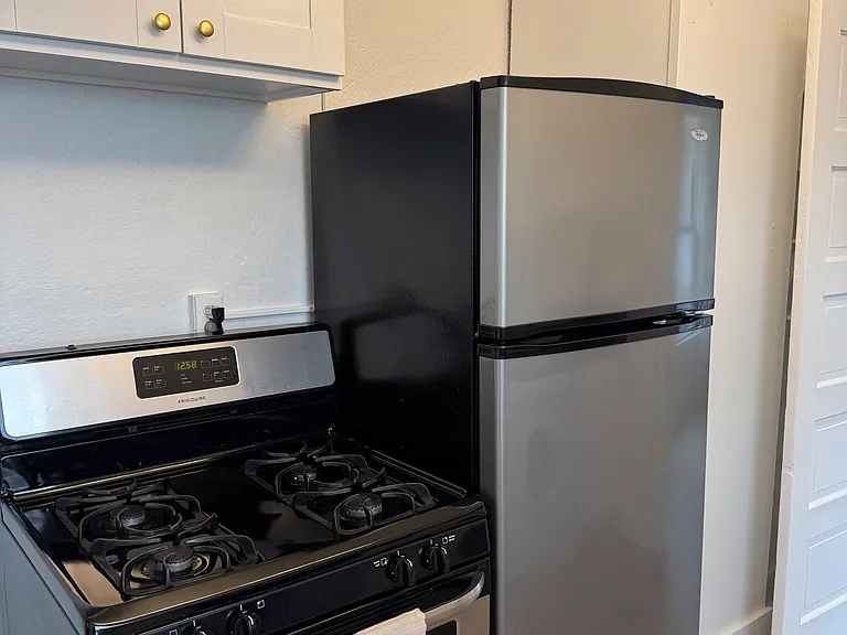 1014 E Terrace St #C — Photo 6