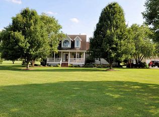 186 Wildwood Dr, Moyock, NC 27958