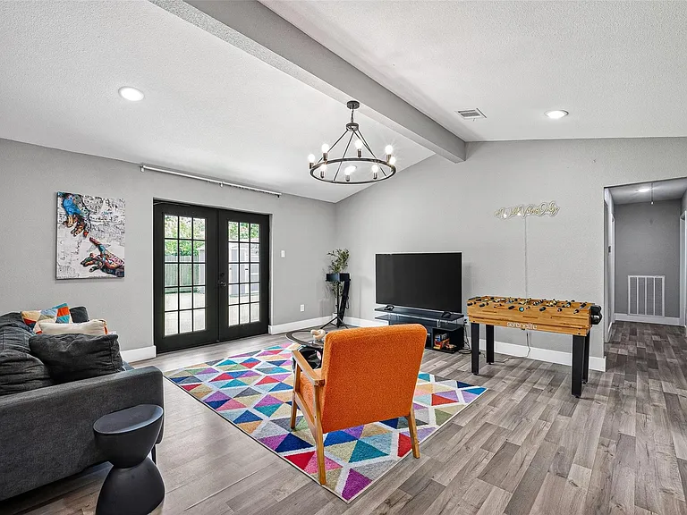 1206 Riggs Rd — Photo 13