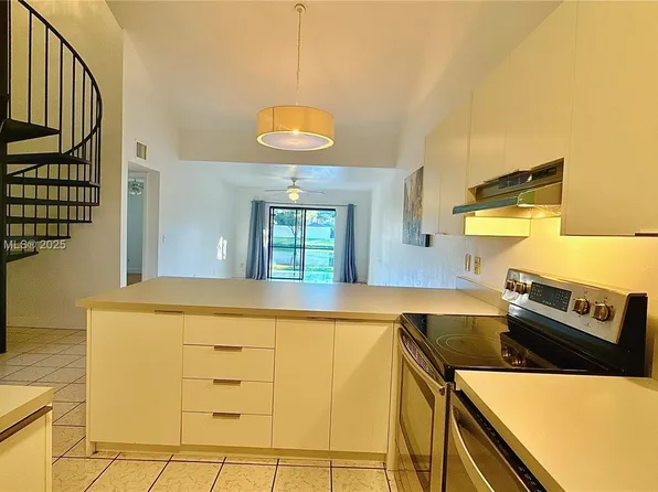 6969 SW 36th Dr, Miramar, FL 33023