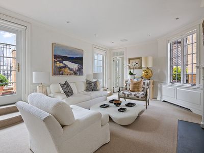 164 E 72nd St, New York, NY, 10021