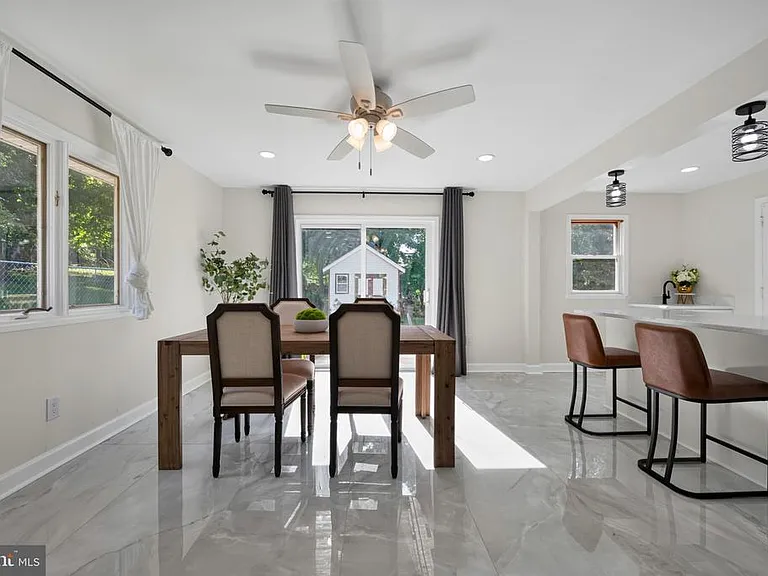 6206 Hillview Ave — Photo 11