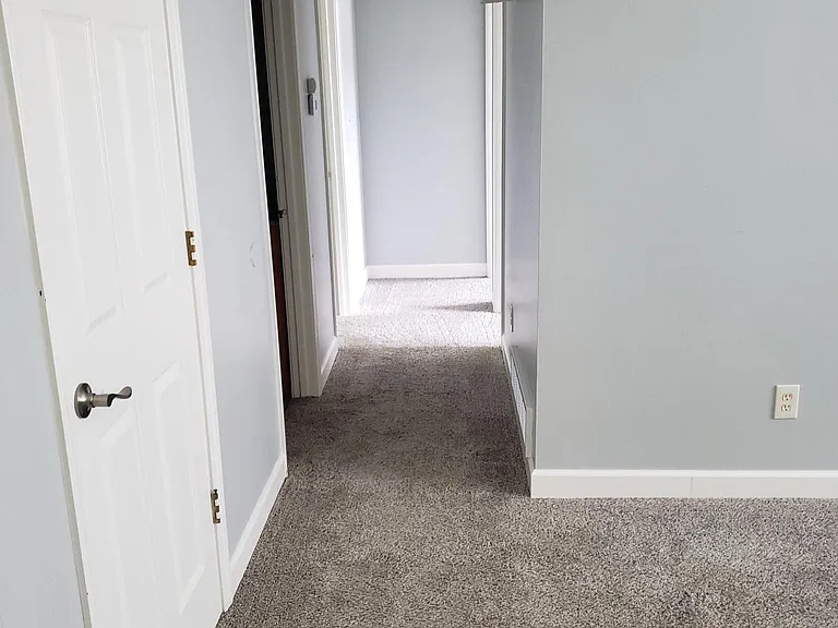 3700 Sunnybrook Ln — Photo 4