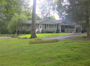 97 Poplar Dr, Shelton, CT 06484
