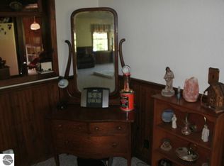 9904 Ludington Dr, Lake, MI 48632