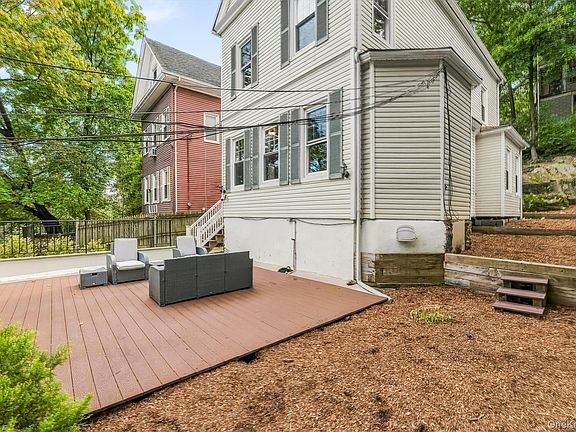 2nd image of 9 Desmond Avenue