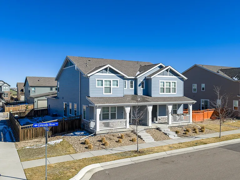 958 Colorado River Ave — Photo 1