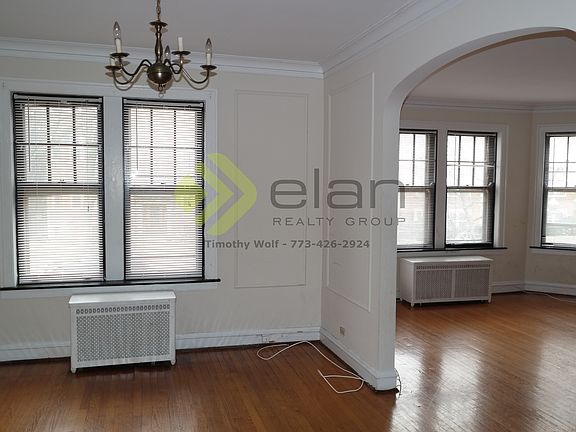 3rd image of 7443 N Claremont Ave APT 1A