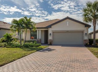 18293 Ridgeline Dr, Estero, FL 33928