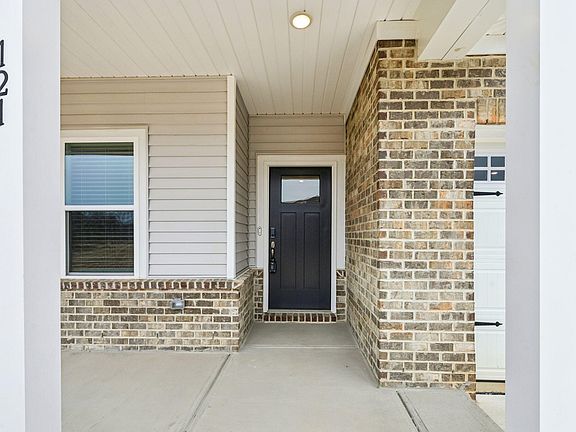 4th image of 121 Klamath Dr