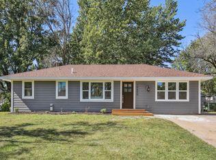 10400 Arrowhead St NW, Coon Rapids, MN 55433