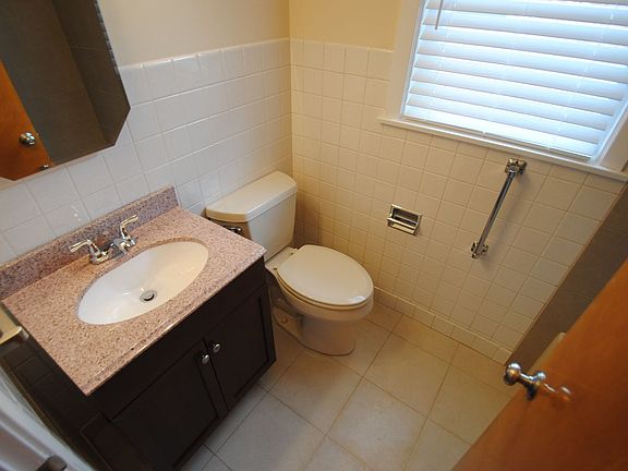 5th image of 1624 Mulford St