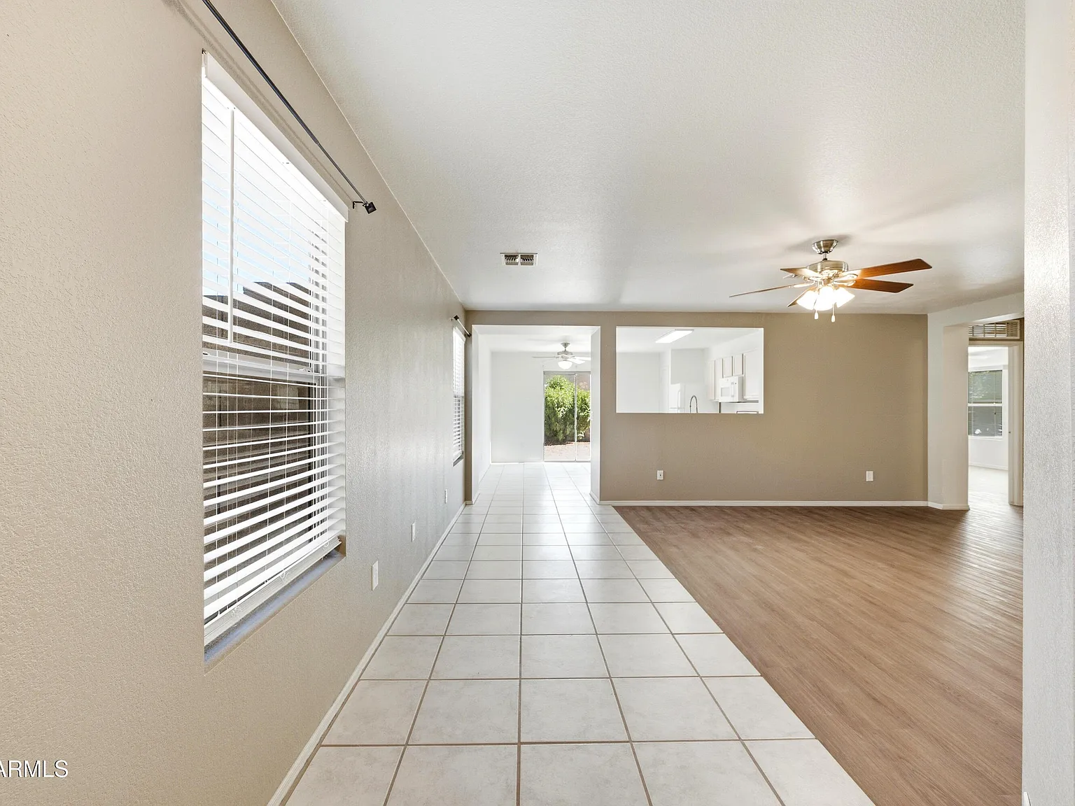 3 bed, 2.0 bath, 1590 sqft, $1,950 — Photo 2