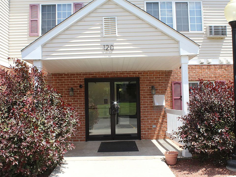 1st image of 120 N River St #D215eba58