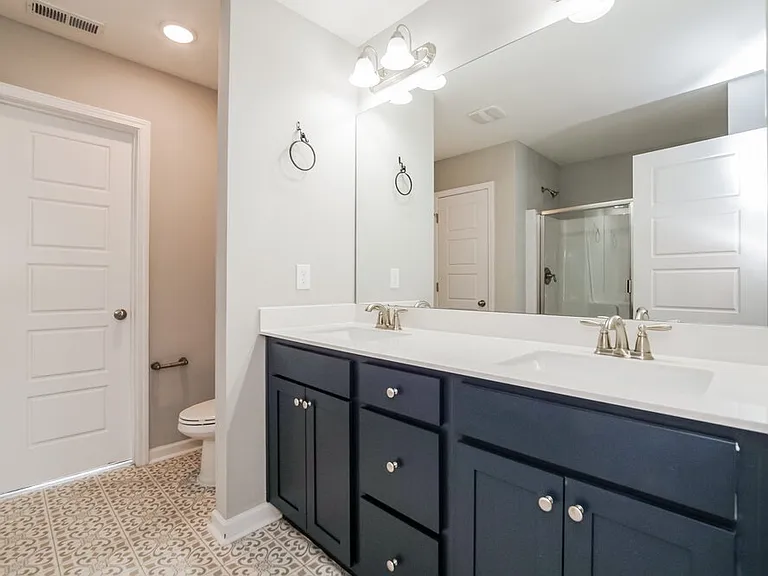 12 Patagonia Pl — Photo 11