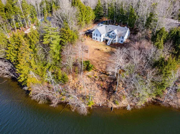 105 Pemigewasset Shores Drive, Bristol, NH 03222