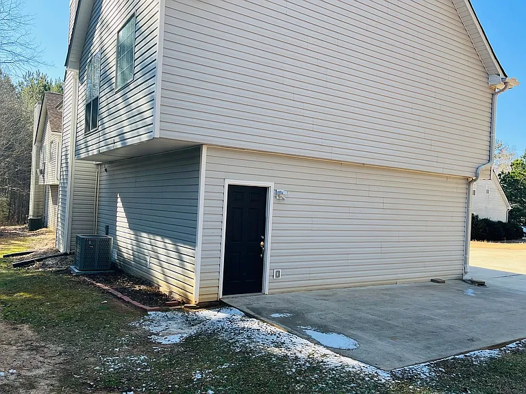 5612 Feldwood Rd — Photo 45