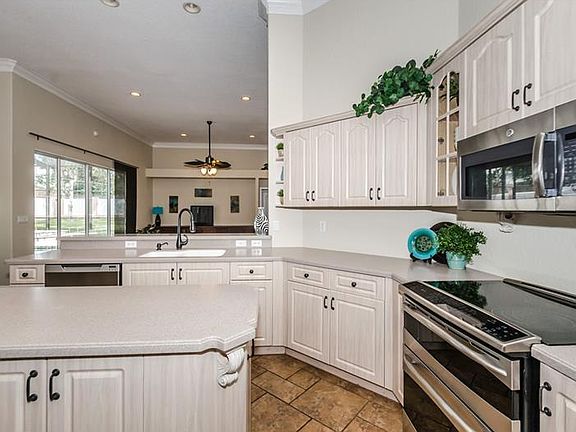 4th image of 1264 Espina Ct