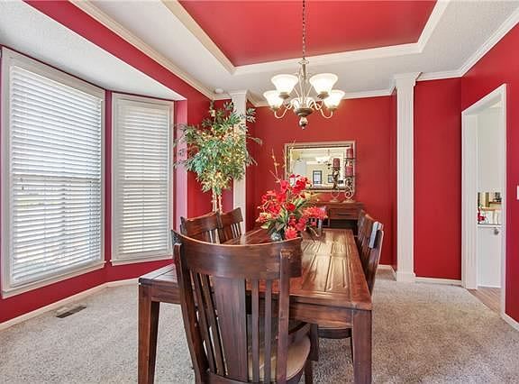 3rd image of 13911 Rosewood Dr