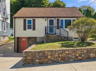 207 Valley St, Woonsocket, RI 02895
