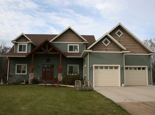 22546 N Pearl Lake Rd, Detroit Lakes, MN 56501