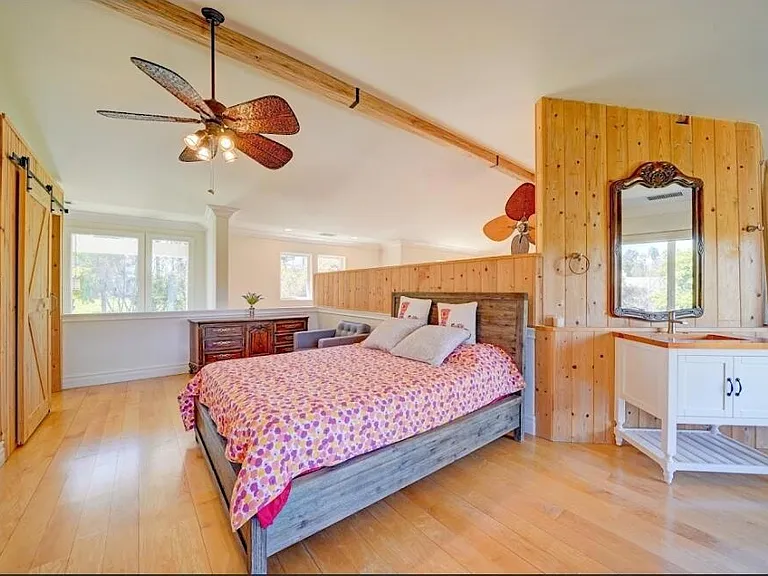 1377 Knoll Rd #B — Photo 8