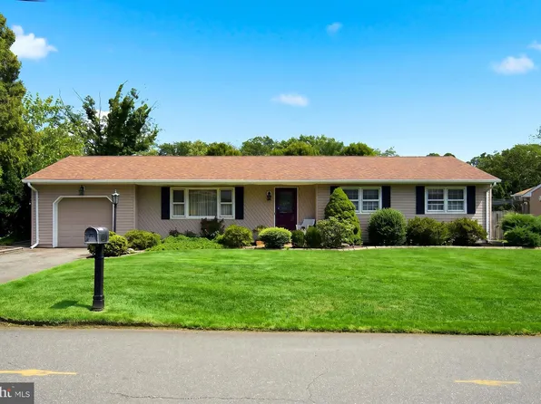 293 Timberline Pl, Brick, NJ 08723
