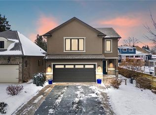 379 Michael Dr, Welland, ON L3C 0A5