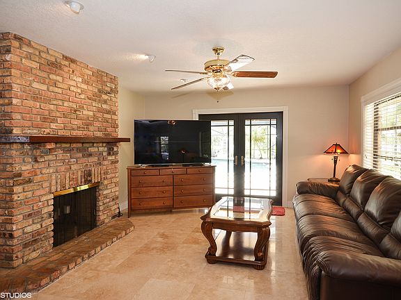 3rd image of 6000 NW 66th Way #1