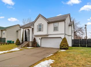 6375 4th St, Romulus, MI 48174